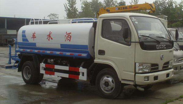 ������������|�L(f��ng)���𿨞�ˮ܇������S���r�������